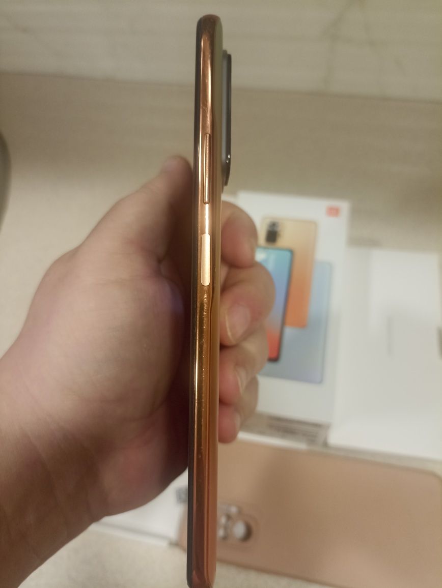 ІГРОВИЙ Xiaomi Redmi note 10pro 6+2-128гиг в новому стані.