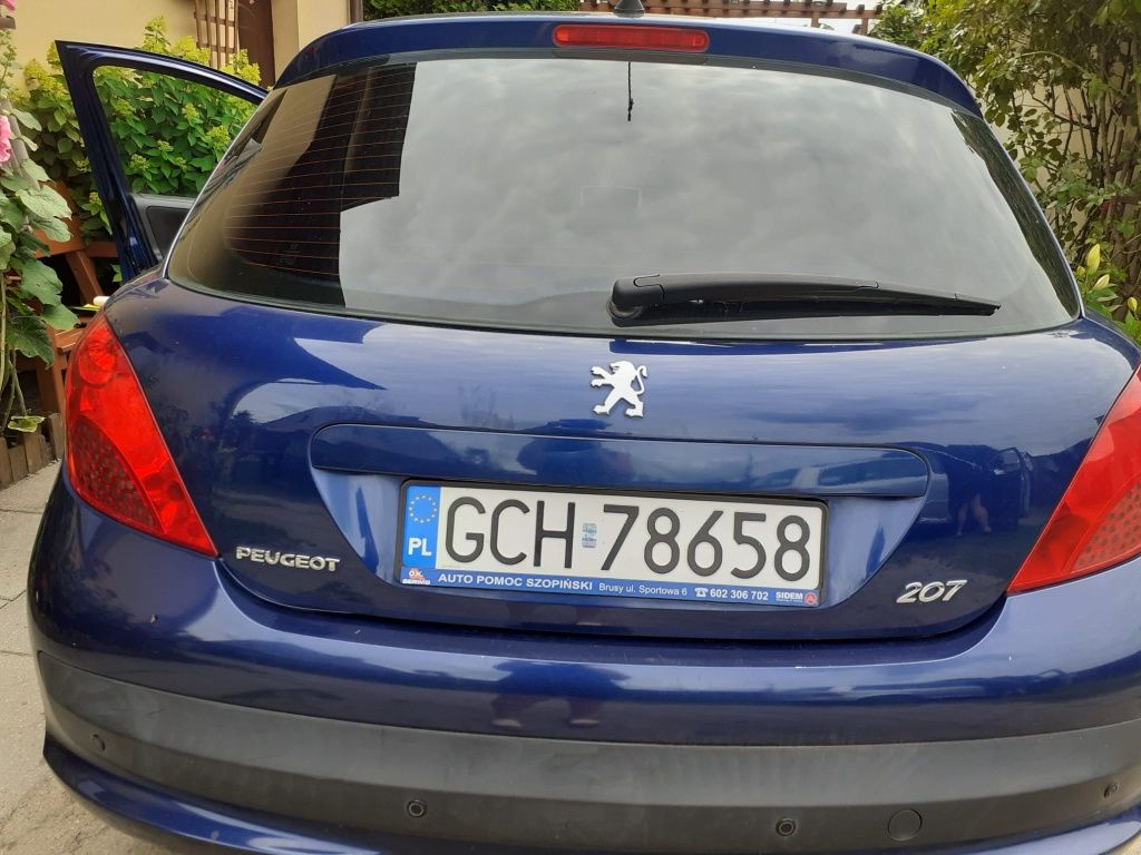 Peugeot 207 1.4 b 2009r