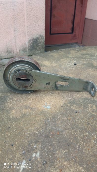 Натяжний ролик,ричаг правий реставрований до Фіат Скудо.