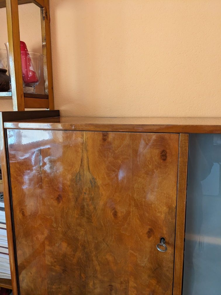Kredens retro w stylu art deco