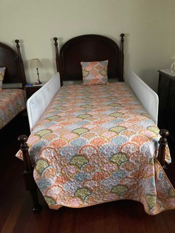 Barreiras para camas de criança com 150 cm (marca Brevi da Zippy)