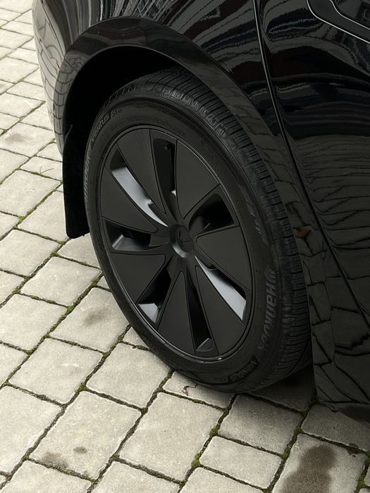 Tesla Model 3 2024 Highland