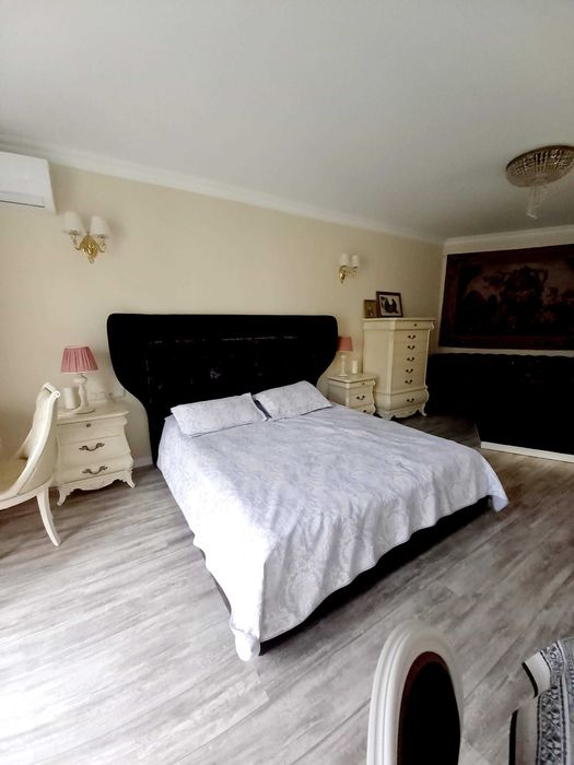 Оренда апартаментів в новобудові в самому центрі вул. М. Скорика