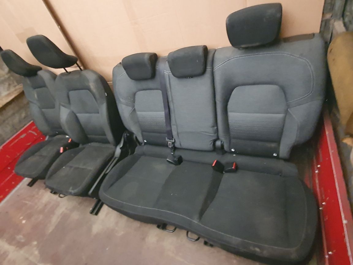 Renault Captur II 2019- fotel kierowcy pasażera kanapa tył tylna KPL