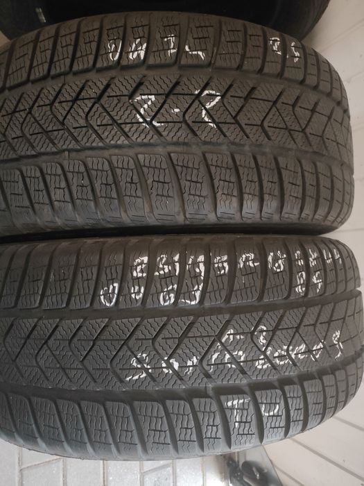 2x Pirelli Sottozero 3 TO 235/45R18 98V 2 sztuki zimowe
