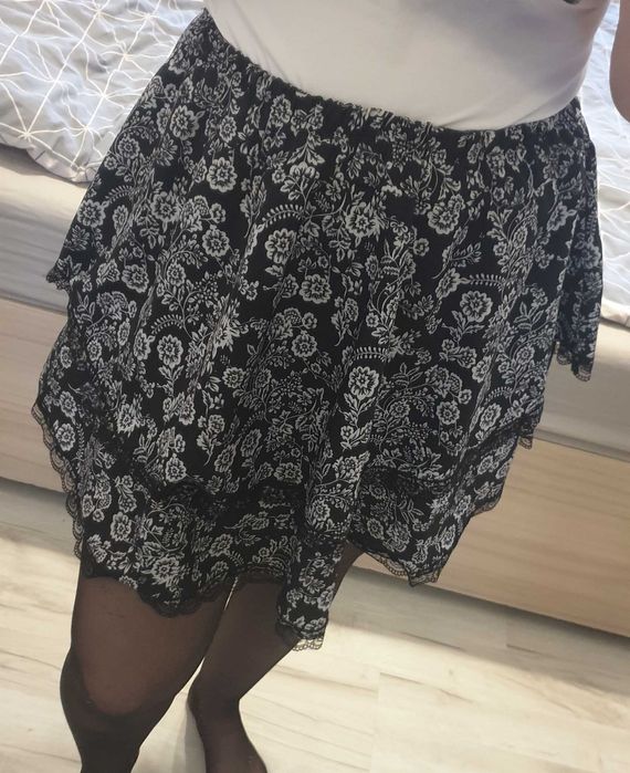 Spódniczka w kwiaty