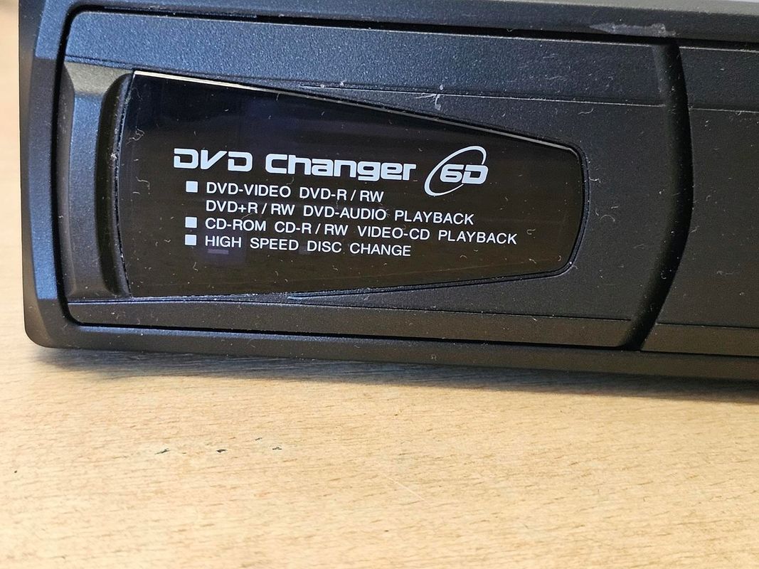 Zmieniarka Płyt Cd/dvd Alpine Dha-s690