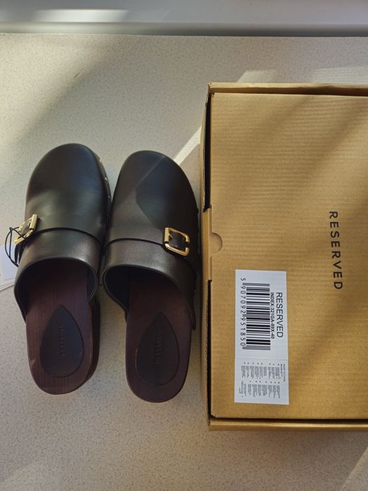 Сабо мюлі Reserved