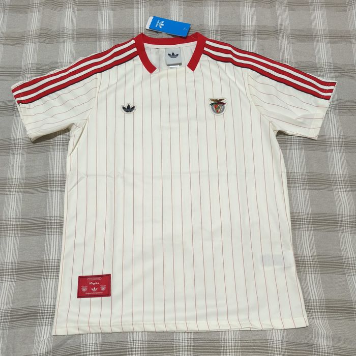 Camisola Benfica coleção da Originals