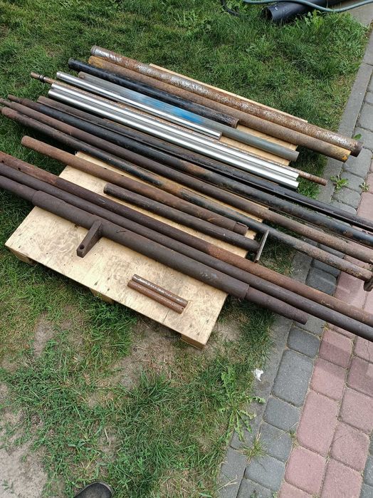 Wałki i rury stalowe różne typy