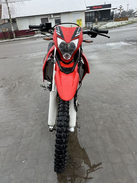 Продам Loncin lx 300