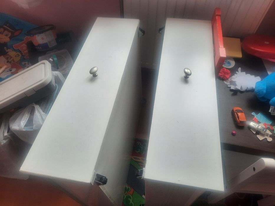 Szuflady pod łóżko