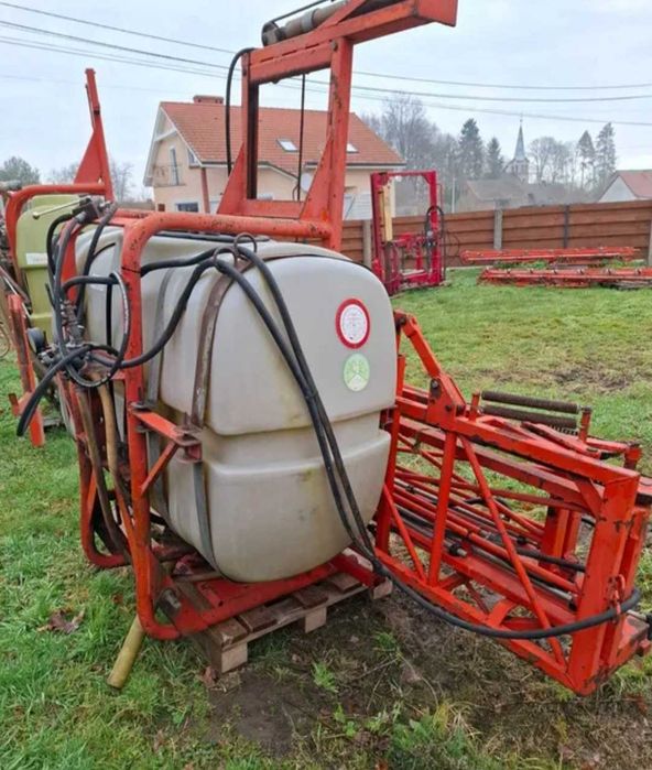 Opryskiwacz 12m 600L Douven hydrauliczny