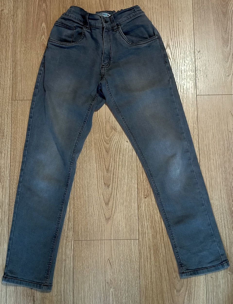 Spodnie jeansowe szare dla chłopca 146/152 stan bdb
