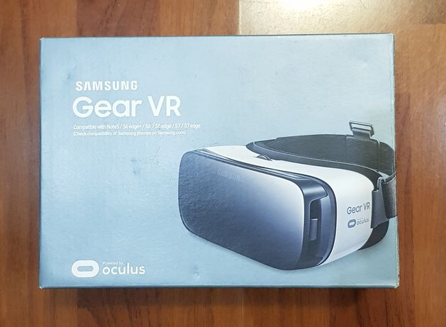 Очки виртуальной реальности Samsung Gear VR (SM-R322NZWASEK)