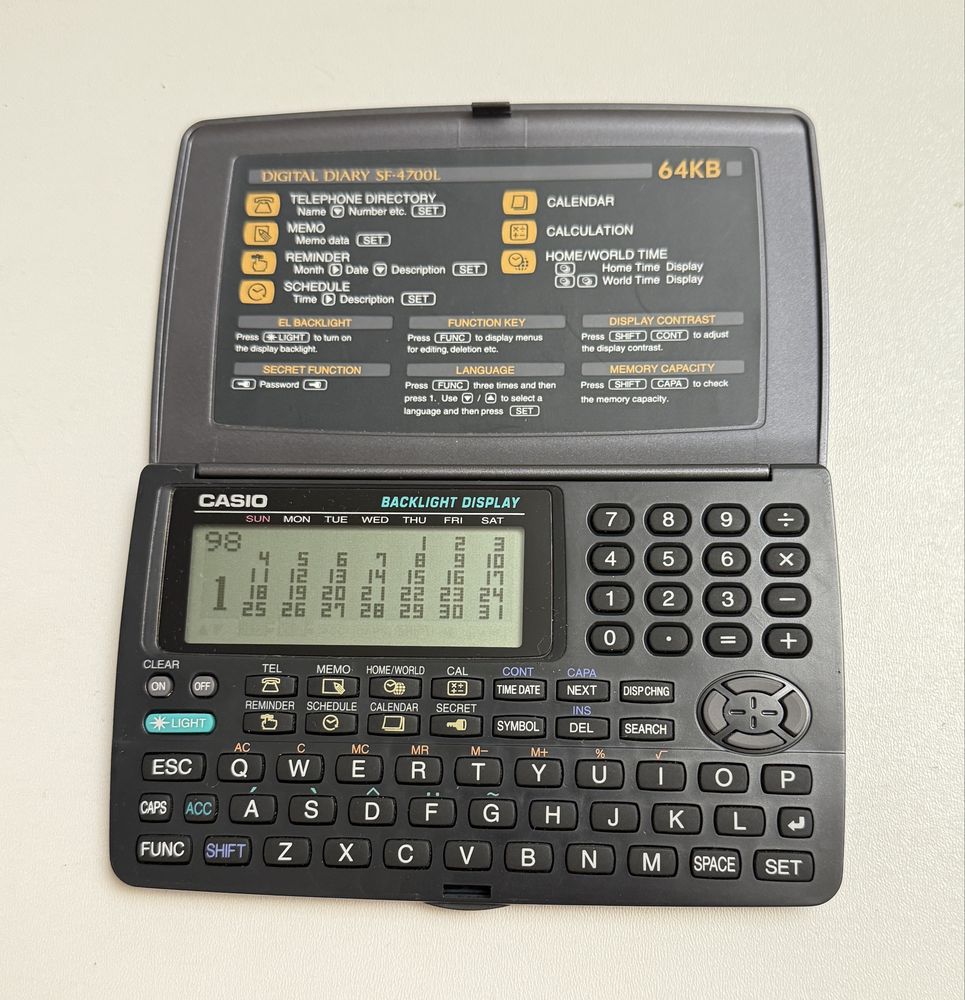 Organizer Casio SF-4700L 64KB lata 90 retro vintage