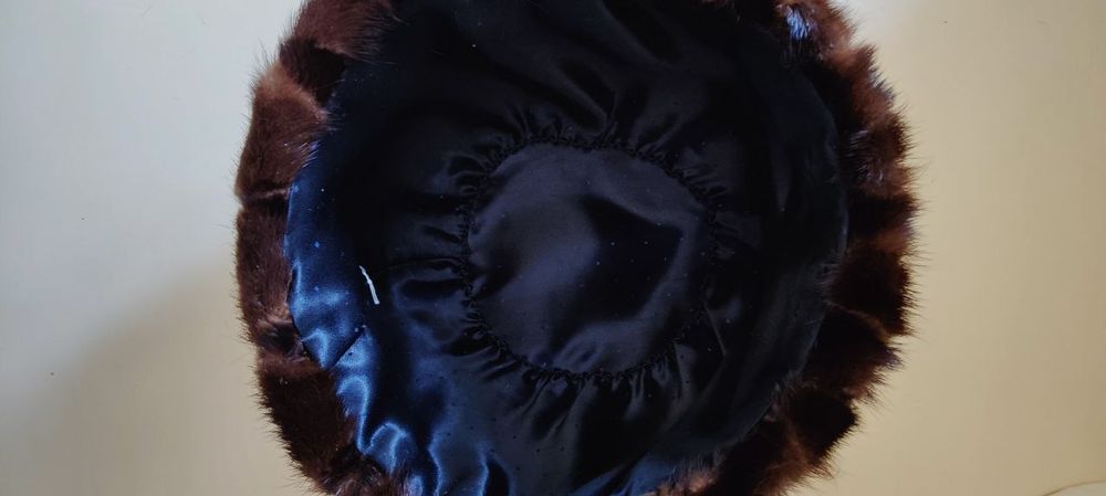 Норковый берет женский