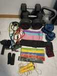 Halteres/ Kettlebell / Elásticos / Caneleiras