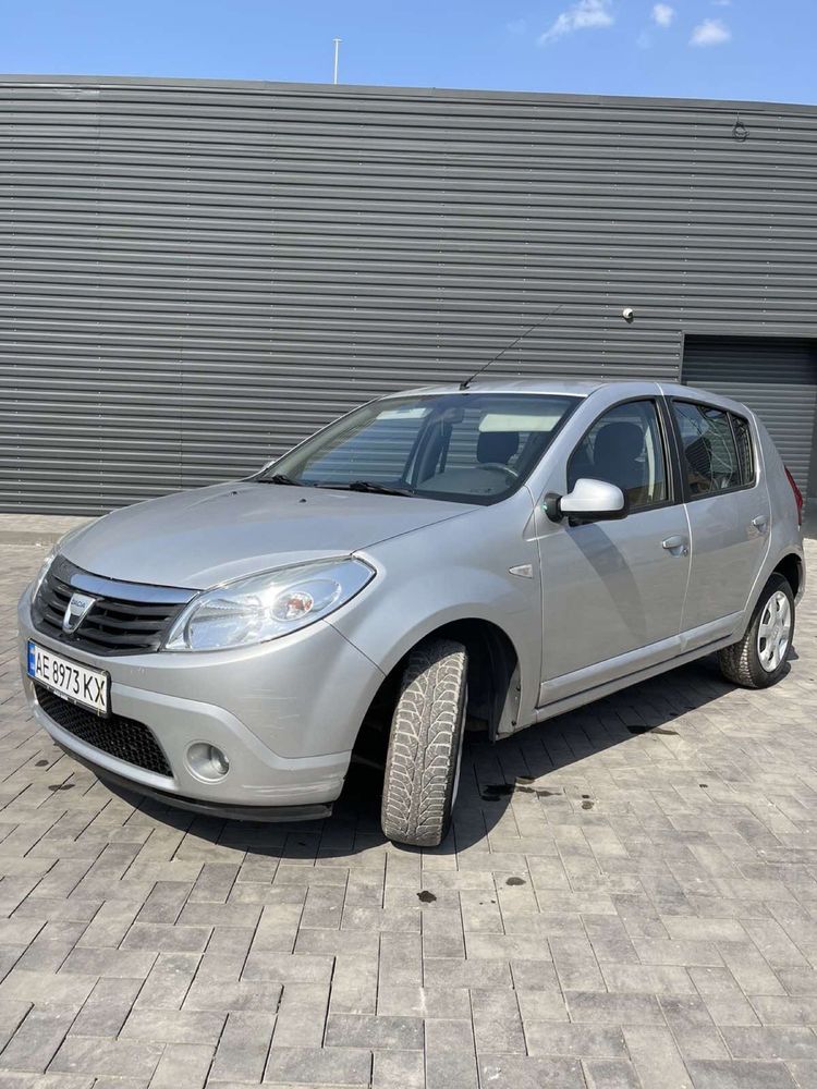 Продам renault sandero