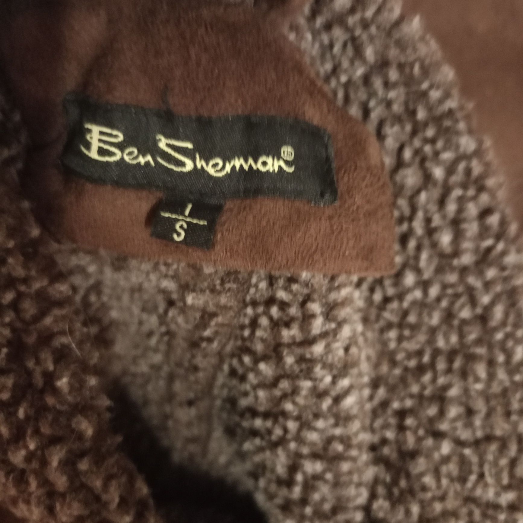 Męski lekki kożuszek przejściowy, skórzany.. Ben Sherman. Rozmiar S.