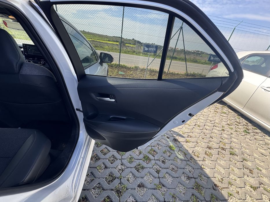 Toyota Corolla Comfort + Pack Sport 1.8