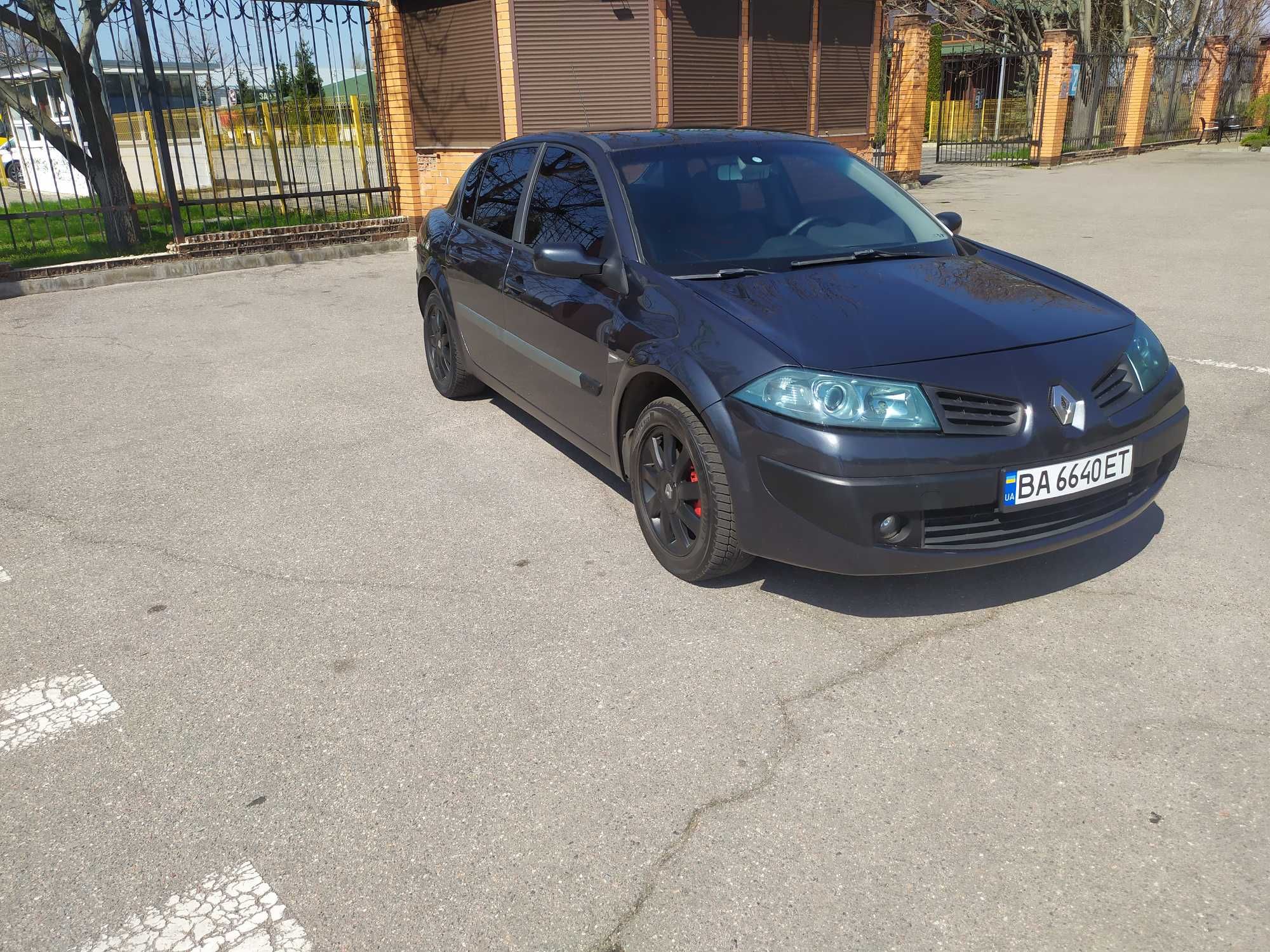 Рено Меган 1.6 автомат