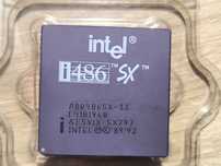 Dwa procesory: Intel 486 SX oraz AMD 486 DX4-100
