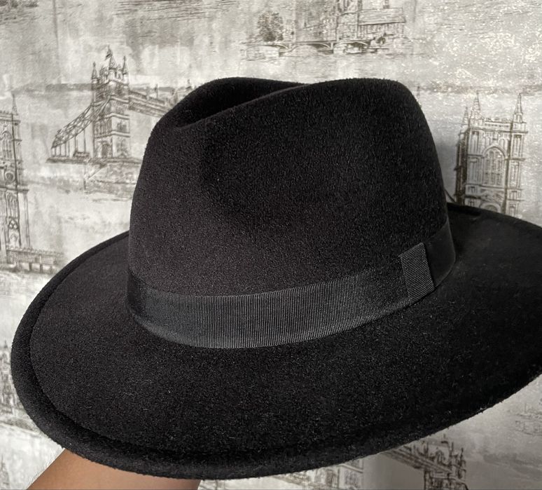 Чорний капелюх, h&m