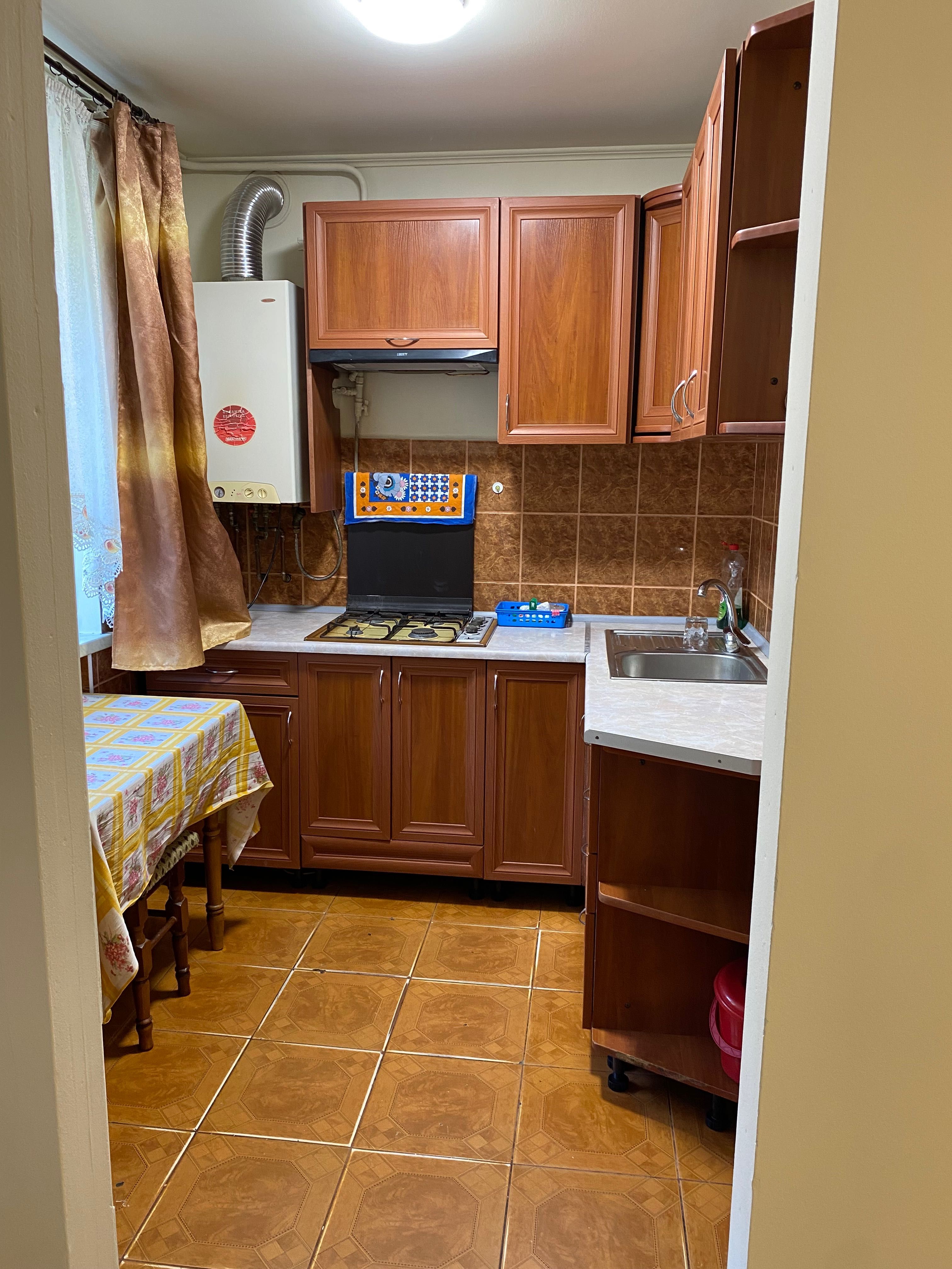 Продаю 3-кімнатну квартиру у м. Коломия 55м2 ,жилий стан