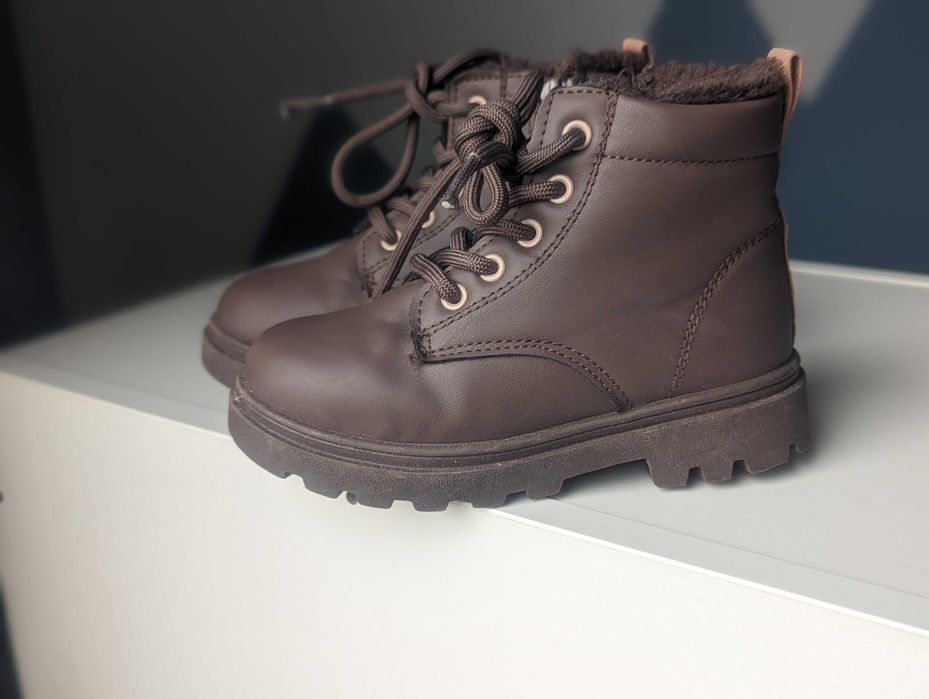 Buty chłopięce trapery 27 jesień zima brązowe ocieplane prawie nowe