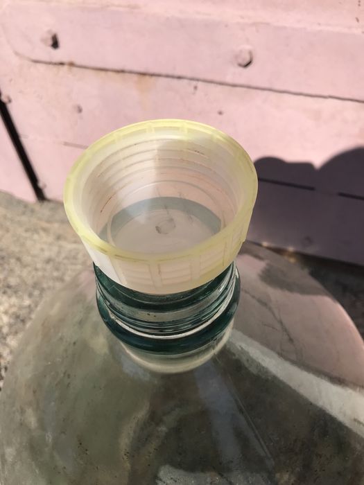 Продам бутиль для вина