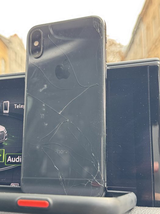 iPhone XS 64GB Black