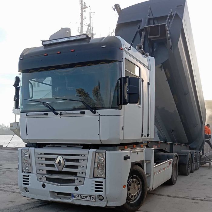 Продам Рено Магнум