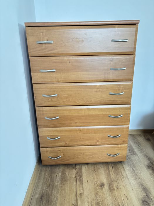 Komoda w dobrym stanie