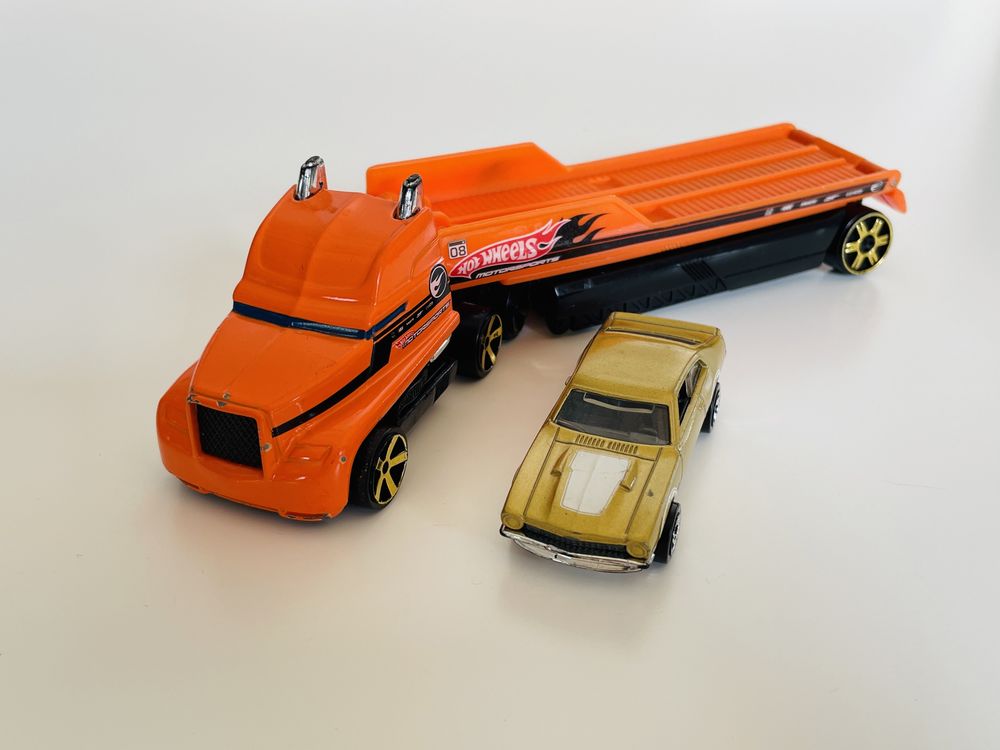 Hotwheels Ciężarówka Laweta Mattel zestaw