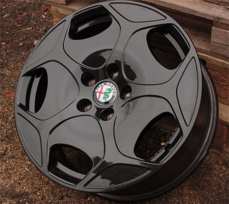 Nowe orygina alufelgi ALFA ROMEO 17 5x110 Stelvio 159 Tonale Giulietta