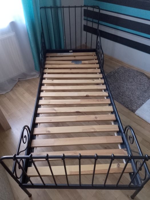 Rama łóżka z ikei