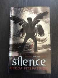 (Livro inglês) Silence (série Hush Hush)