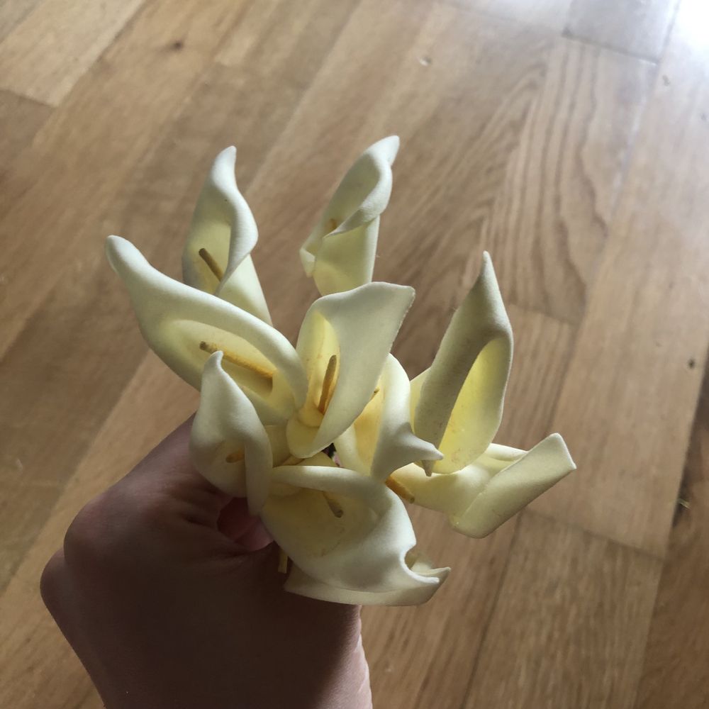 Mini bukiecik sztucznych kwiatków piankowe 087kw