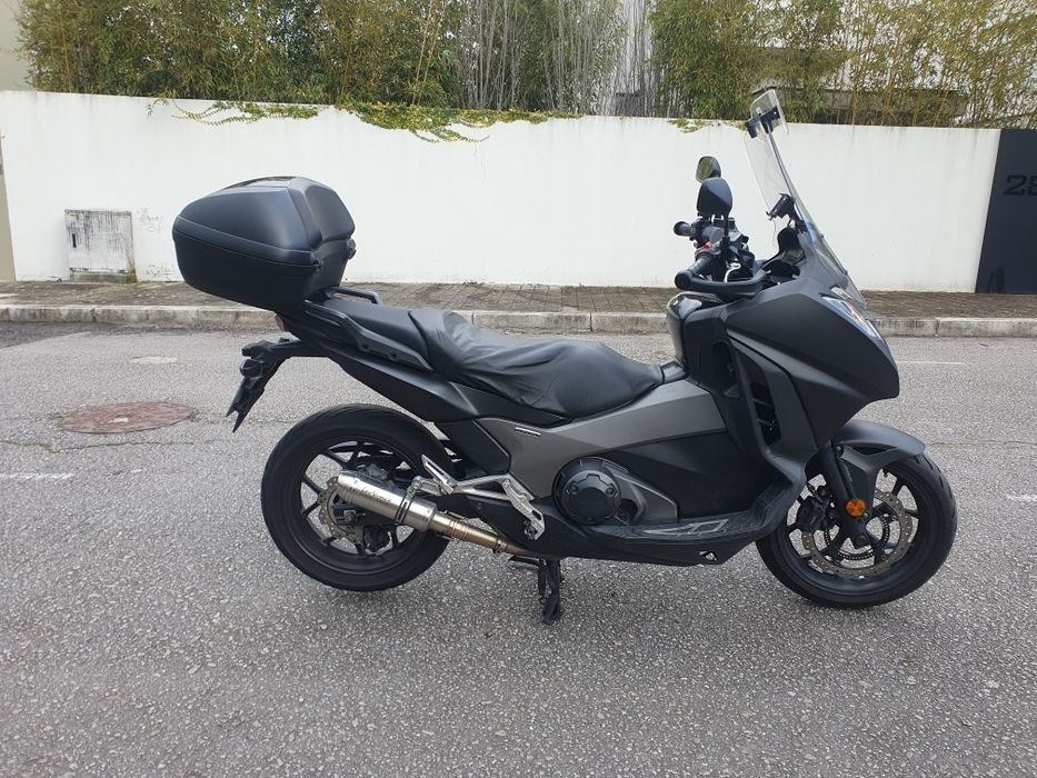 Honda NC750D Integra DCT - 2019 - mudanças automáticas e sequenciais