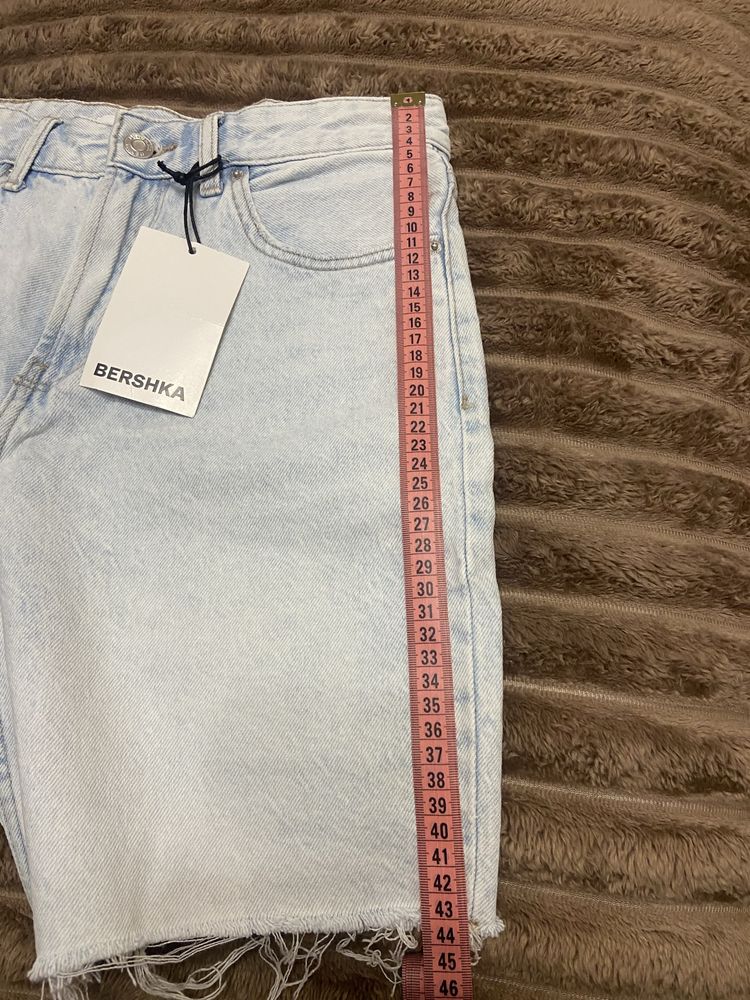 Жіночі нові Шорти bershka