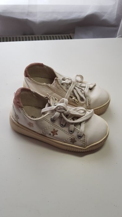 Buty dziewczęce Zara baby w rozmiarze 23