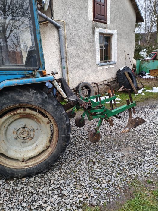 Продам культиватор окучник