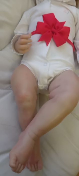 Reborn bastante grande e pesado 18 a 24 meses