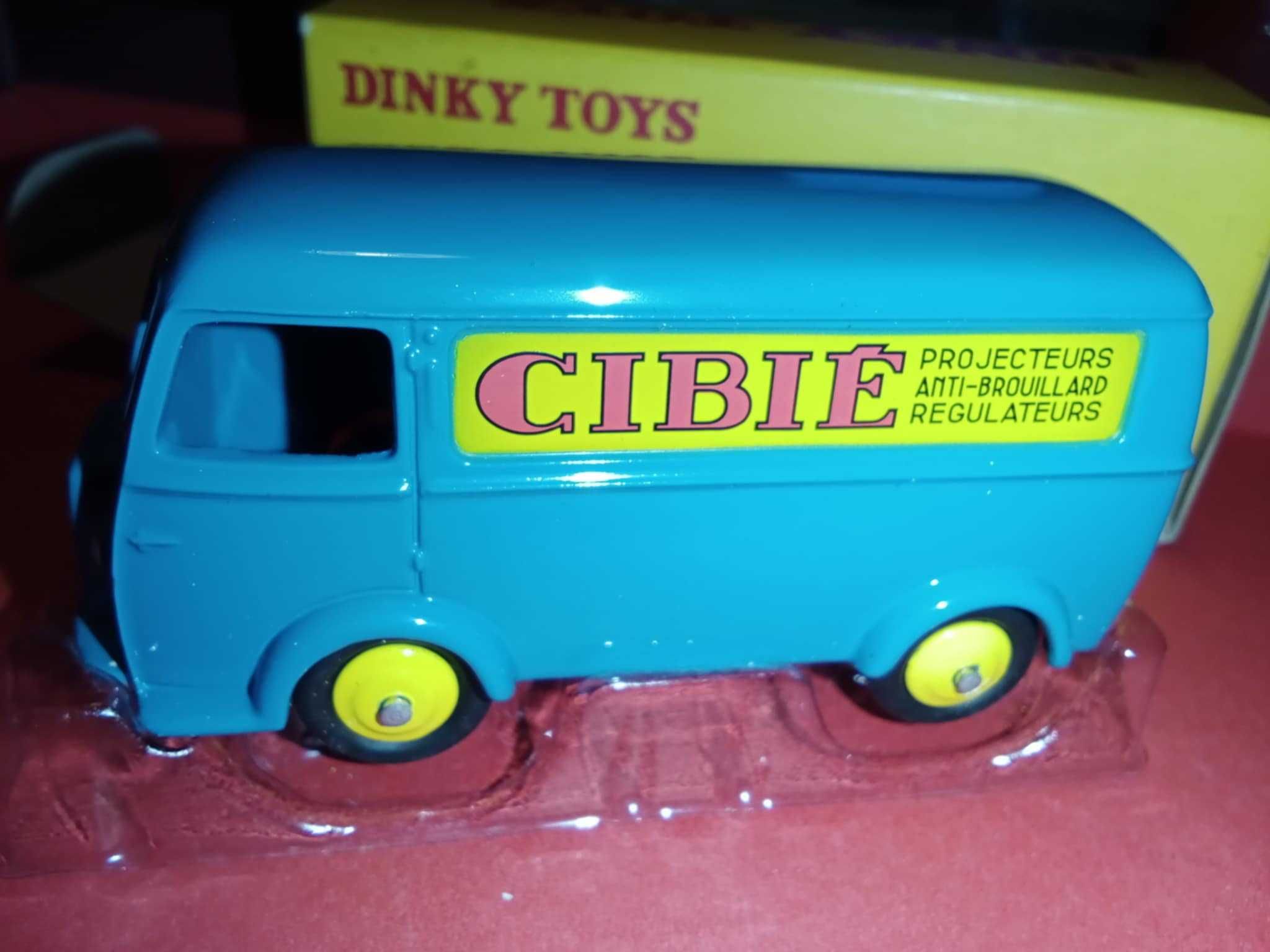 Dinky Toys Fourgon Postal
