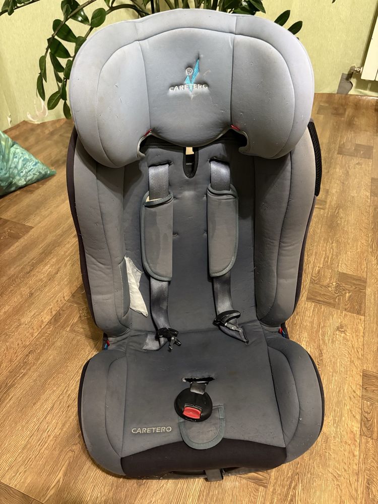 Дитяче авто крісло CARETERO