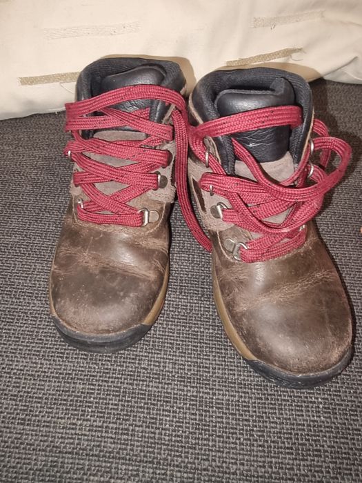 Botas Timberland. 27 menino. Impermeáveis