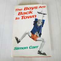 Книга на английском The Boys are Back in Town Simon Carr