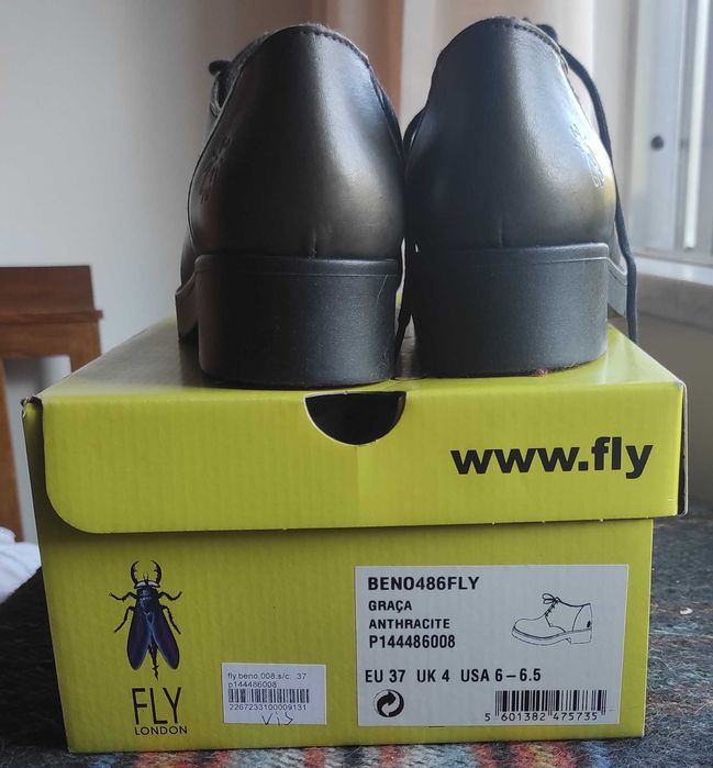 Sapatos fly london