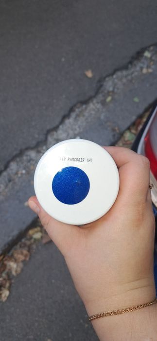 Автофарба синього кольору